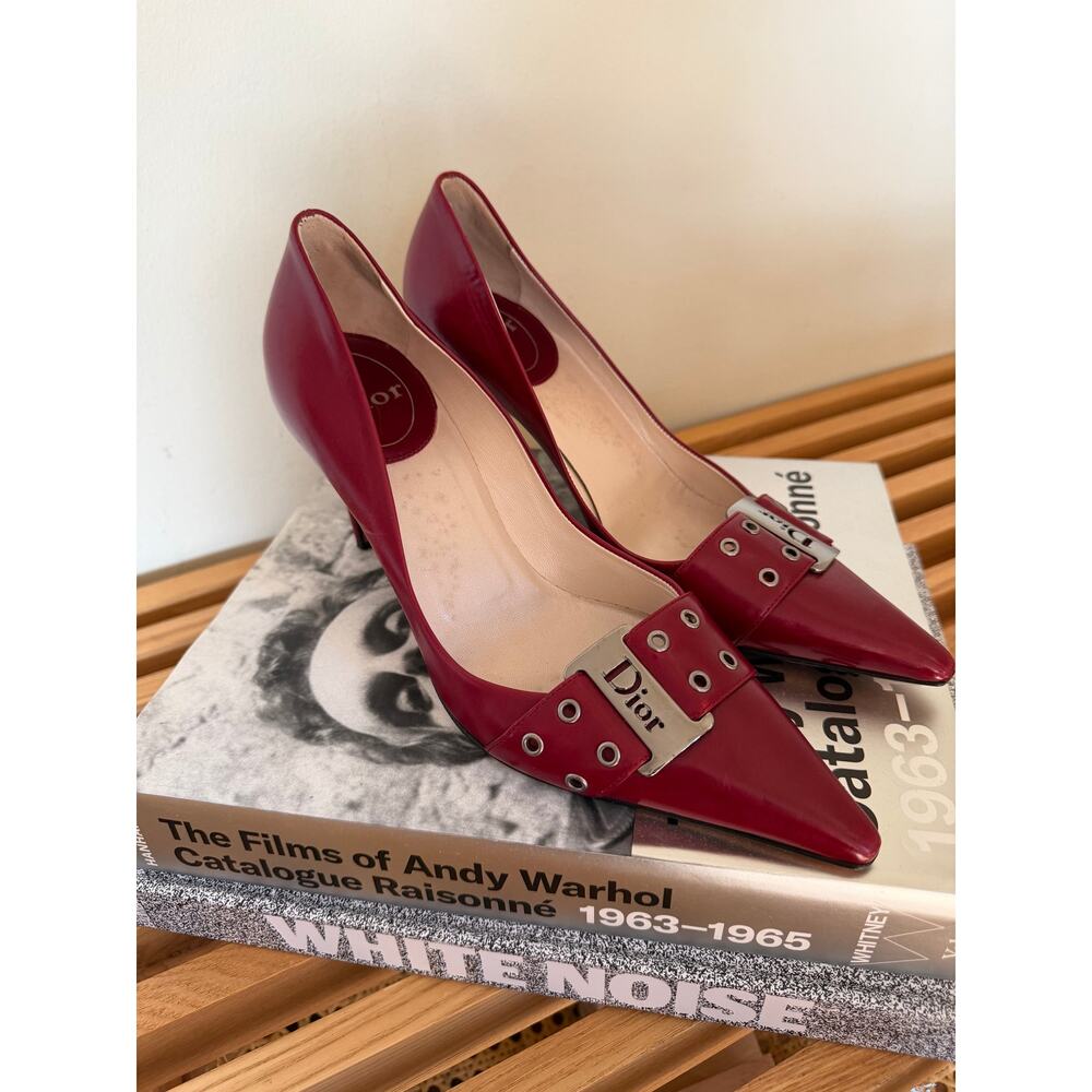 Vintage Christian Dior Red Leather Logo Buckle Pumps 38.5 - Picture 3 of 9